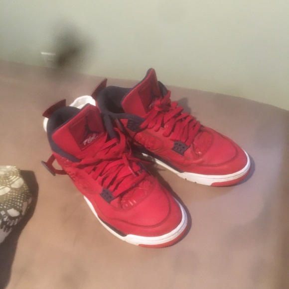 Jordan 4 used fibas - Picture 4 of 6
